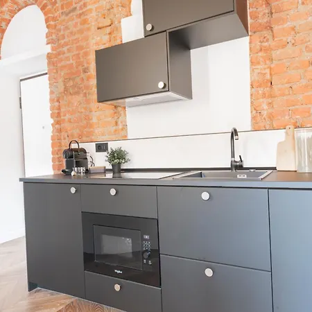 Ihost Luxury - Petrella 18 2dx * Milano